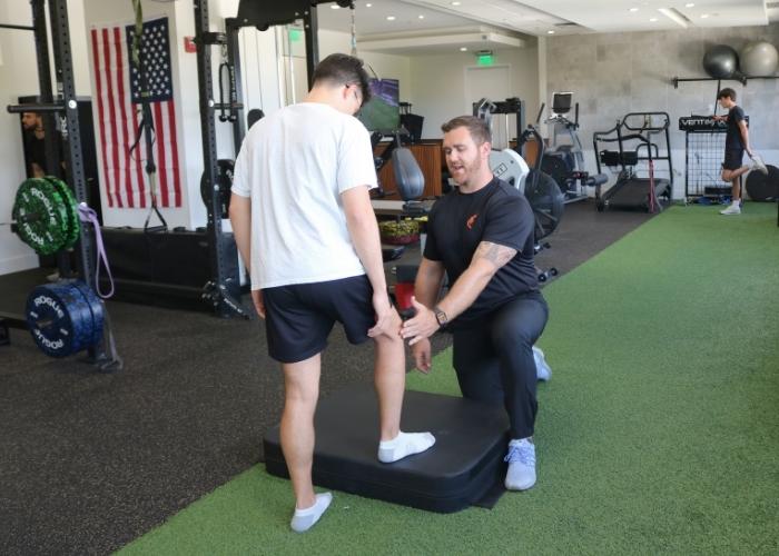 fox pt boca raton 2026 physical therapt knee injury
